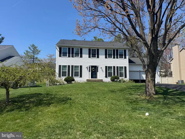 3500 Powells Crossing Ct, Woodbridge, VA 22193