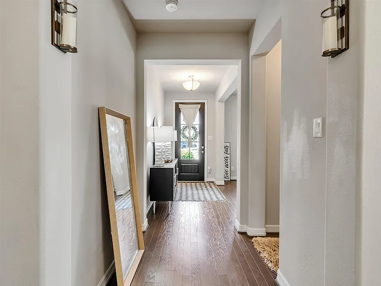 31439 Valley Briar Way — Photo 3