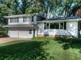 1520 S 99th St, Omaha, NE 68124