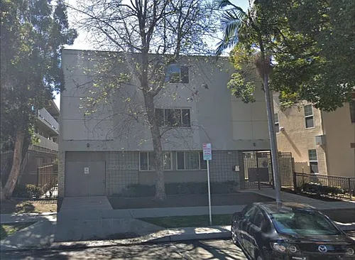1120 E 2nd St #9 Photo 1