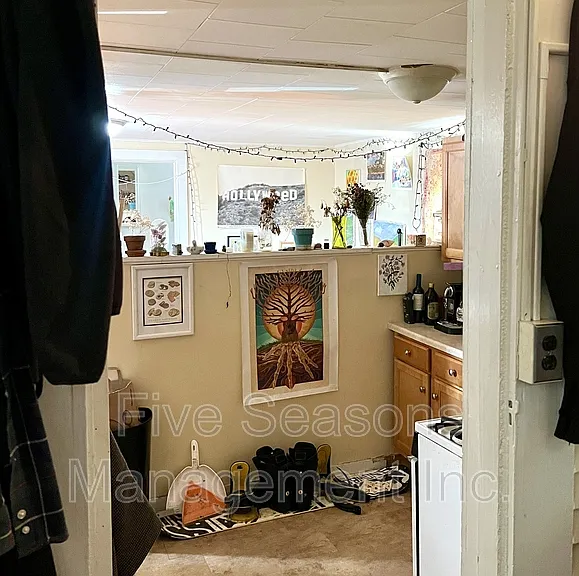 19 Grant St #7 — Photo 14