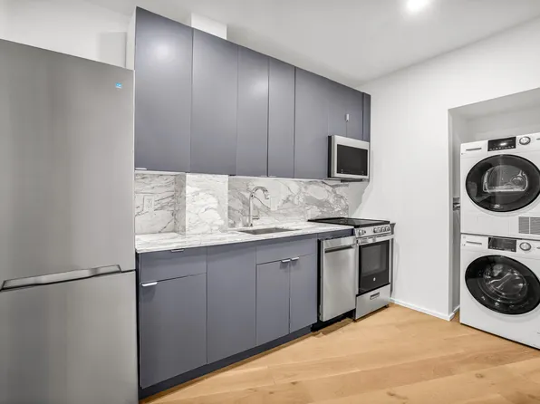 2 West 16th Street image 4 of 10