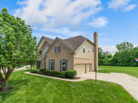 2nd image of 2641 Dawn Ridge Dr