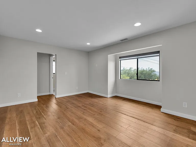 16216 Orchard Bend Rd — Photo 40