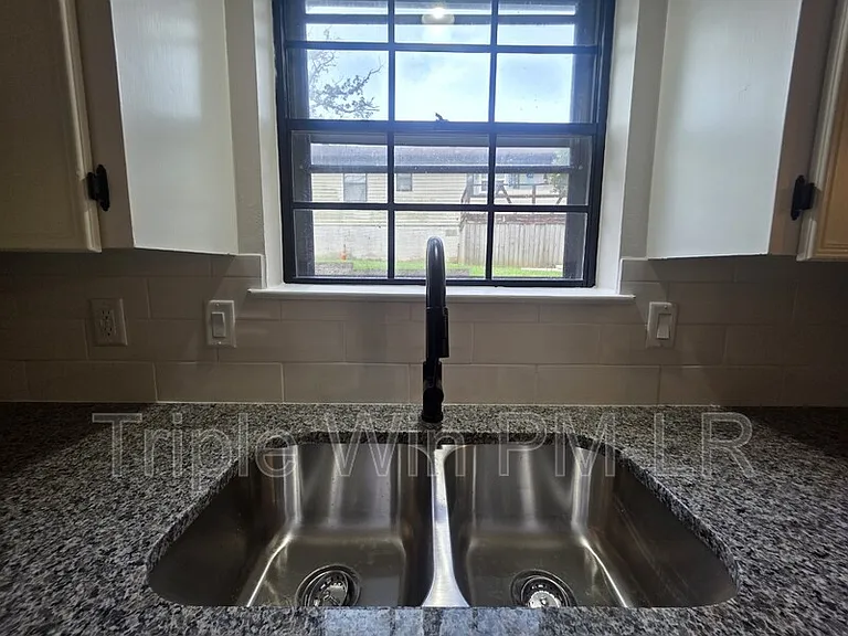 12320 Shawnee Forest Dr — Photo 15