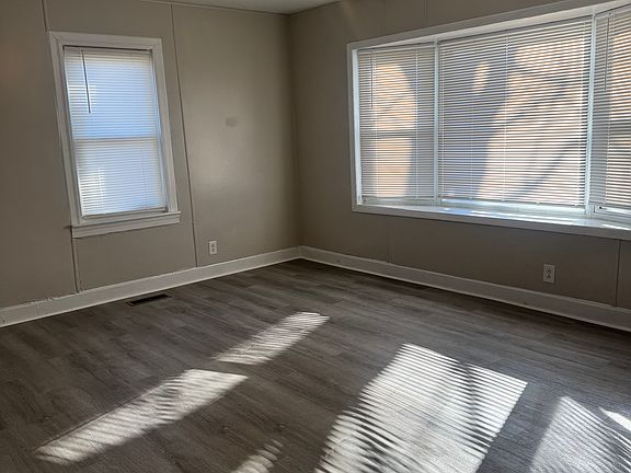 2nd image of 2506 Richard St