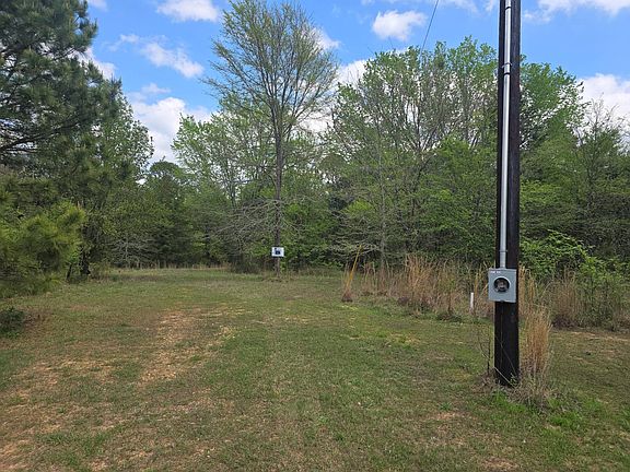 2nd image of 5 Cloverleaf Way