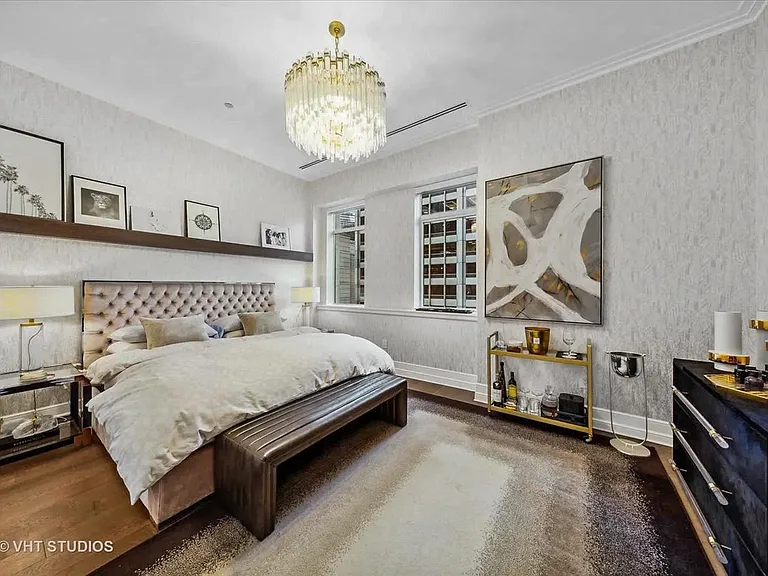 435 N Michigan Ave #401 — Photo 14