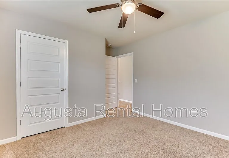 5060 Vine Ln — Photo 35