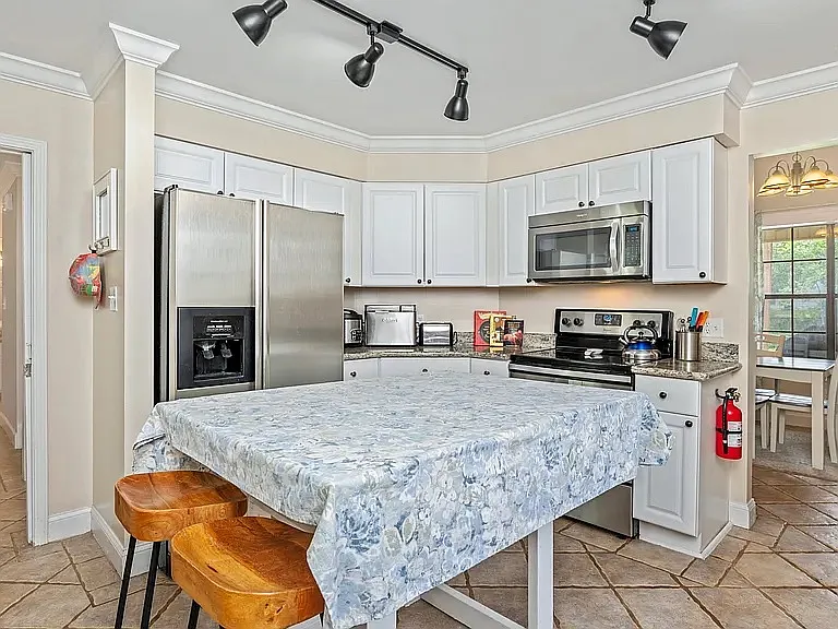 1225 Quail Lake Blvd — Photo 6