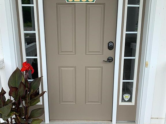 5th image of 5208 Admirals Walk Dr
