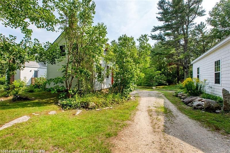 2nd image of 161 Princes Point Rd