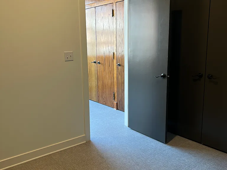 Pulaski Lofts — Photo 124