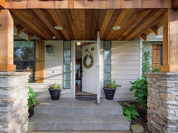 3rd image of 3006 SE 146th Ave