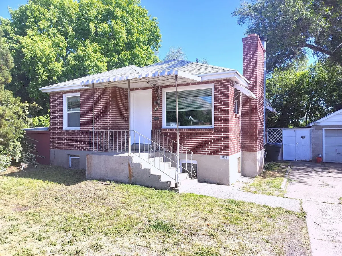 Building Photo - 873 12th St