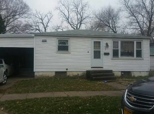 808 S 2nd St, Maquoketa, IA 52060