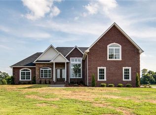 348 Lee Etta Dr, Gallatin, TN 37066