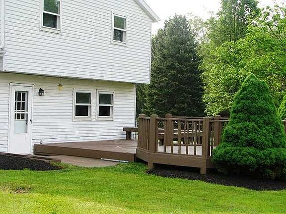 4th image of 11283 Bridgeview Dr