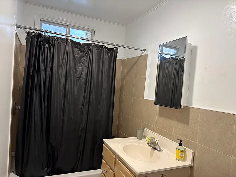 274 Carroll Ave #1B — Photo 5