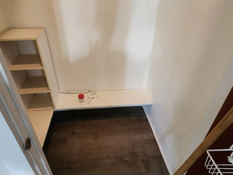 370 Winola Ave #1 — Photo 6