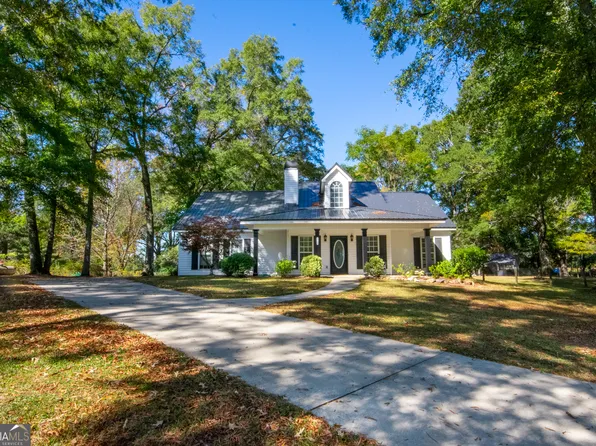 8733 Greenville St, Gay, GA 30218