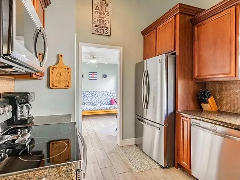 3409 Windy Wood Dr — Photo 15