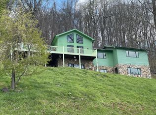 196 Red Tail Rdg, Bakersville, NC 28705