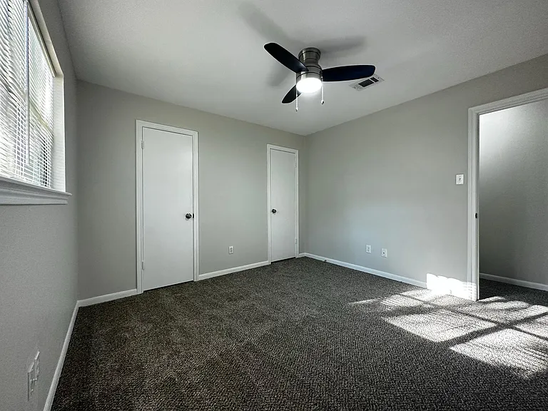 11106 Ellwood St — Photo 18