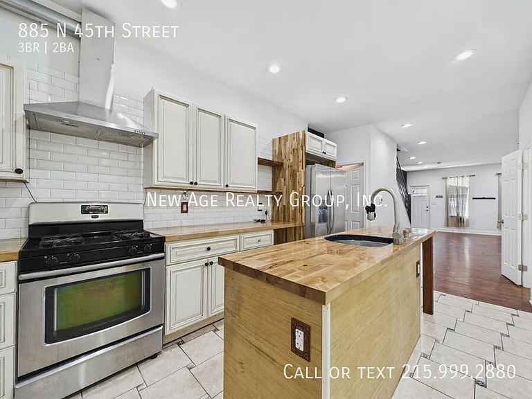 885 N 45th St — Photo 3