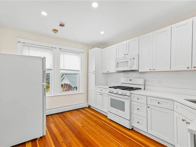 1226 Park Ave #2 — Photo 6