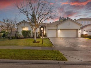 9813 Toscano Dr, Elk Grove, CA 95757