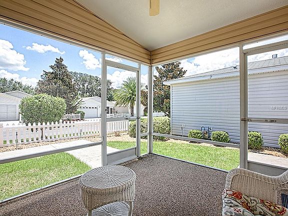4th image of 329 Katherine Pl
