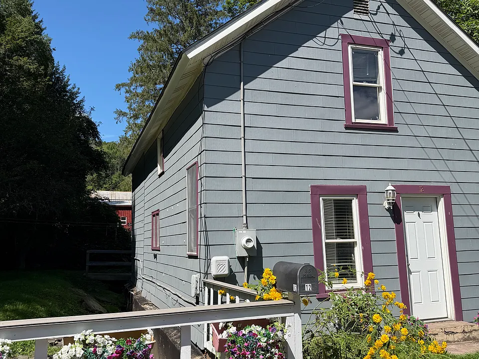 12 Spruce St
