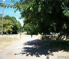 3rd image of 8101 Sherwood Blvd