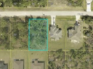 2815 44th St W #4, Lehigh Acres, FL 33971