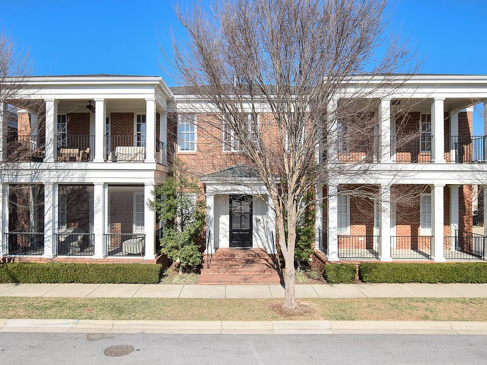 1st image of 9509 Delphinium St Unit 201