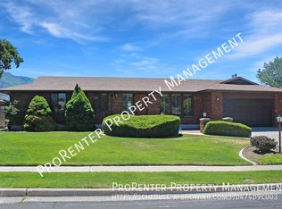 2230 E Sego Lily Dr, Sandy, UT 84092