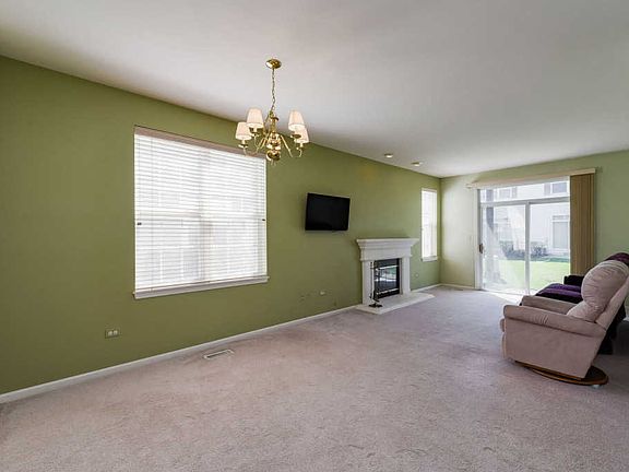 3rd image of 833 Genesee Dr #833