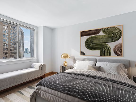5th image of 308 E 38th St APT 15-C