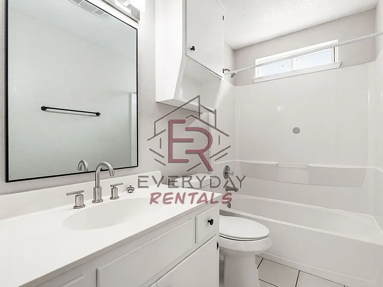 1310 Goodhue Dr — Photo 13