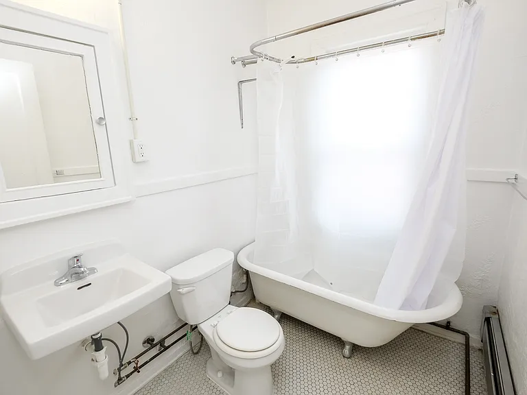 Grand Place Apartments — Photo 33