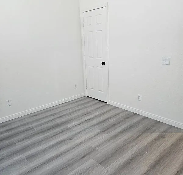 710 E Whittier Ave — Photo 7