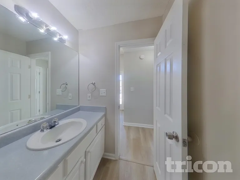 162 Willow Springs Ln — Photo 15