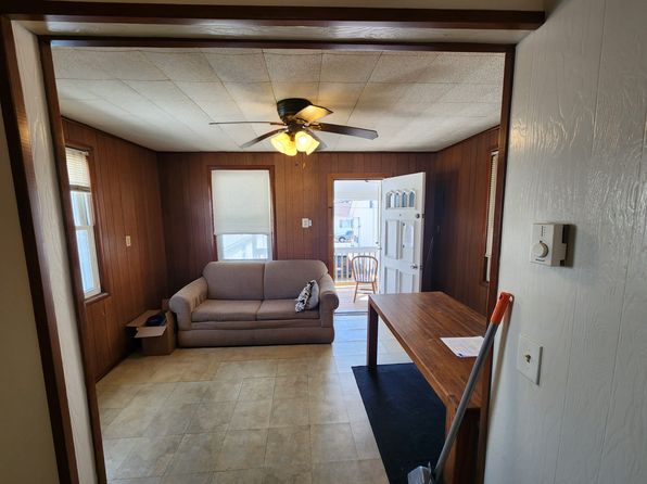52 Kearney Ave #D