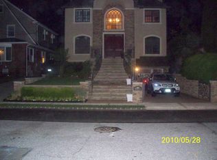 200 Radcliff Rd, Staten Island, NY 10305