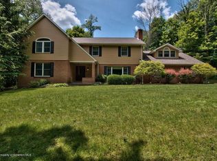 105 Chapin Ln #L-6, Dalton, PA 18414