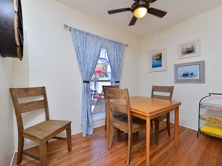 737 Devon Ct — Photo 30