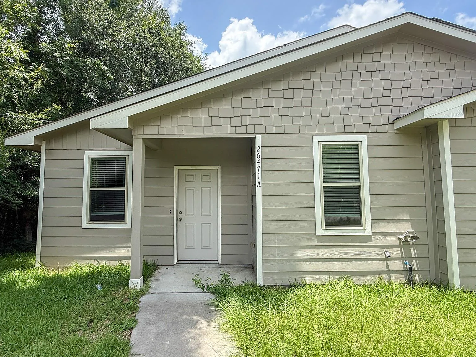 2 bed, 2.0 bath, 1015 sqft, $1,295 — Photo 2