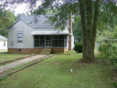 1st image of 196 Lett St
