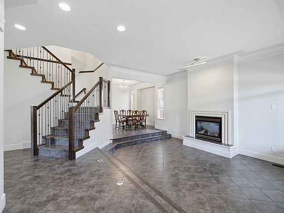 5th image of 35411 Nakiska Ct